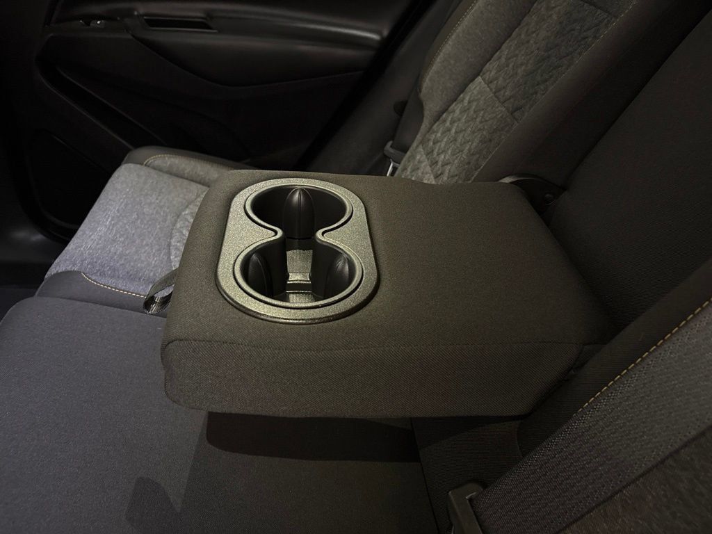 Used 2024 Chevrolet Equinox LT AWD/4WD image 33