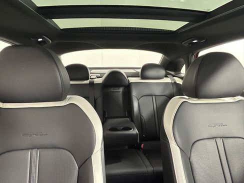 Used 2025 Kia K5 GT-Line w/ GT-Line Premium Package image 8