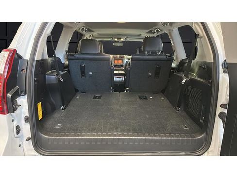 Used 2019 Lexus GX 460 Premium AWD/4WD image 27