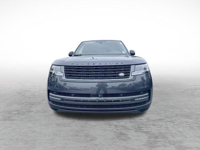 Used 2025 Land Rover Range Rover Long Wheelbase SE AWD/4WD image 2