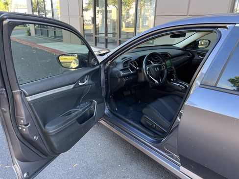 Used 2020 Honda Civic EX image 7