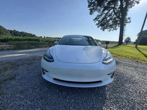 Used 2021 Tesla Model 3 image 3
