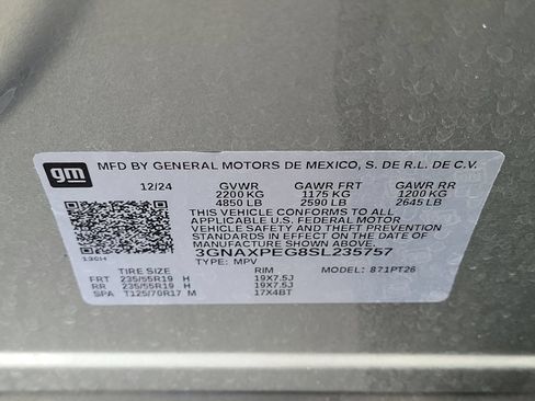 Used 2025 Chevrolet Equinox LT AWD/4WD image 28