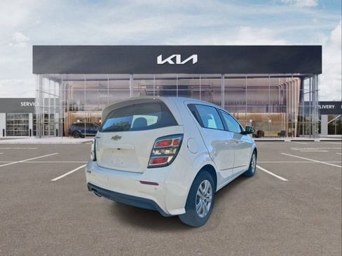 Used 2020 Chevrolet Sonic LT image 8