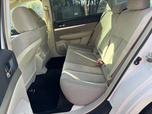 Used 2013 Subaru Legacy 2.5i Premium w/ All-Weather Pkg image 12