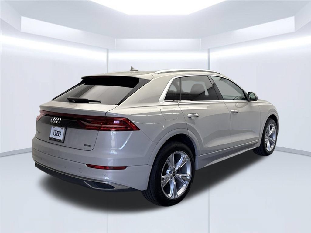 Certified 2023 Audi Q8 Premium AWD/4WD image 6