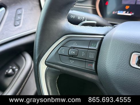 Used 2021 Jeep Grand Cherokee L Limited AWD/4WD image 27