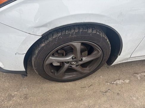 Used 2020 Hyundai Veloster 2.0 image 5