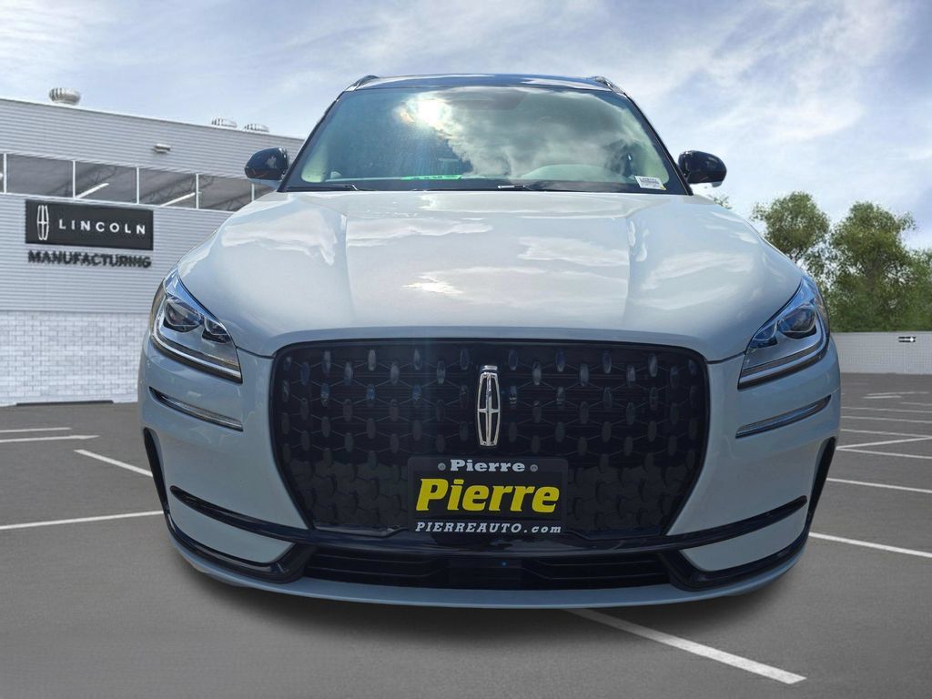 New 2025 Lincoln Corsair Grand Touring w/ Jet Appearance Package AWD/4WD image 8