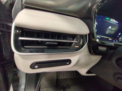 Used 2026 INFINITI QX60 Luxe w/ Cargo Package image 14