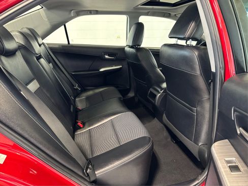 Used 2012 Toyota Camry LE image 15