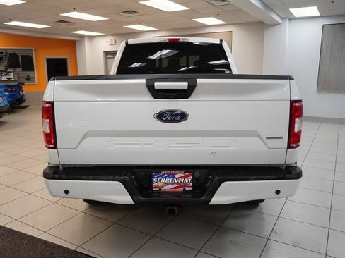 Used 2018 Ford F150 XLT w/ Equipment Group 302A Luxury image 8