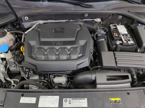 Used 2018 Volkswagen Passat 2.0T SE image 14