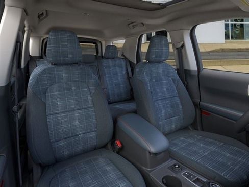 New 2025 Ford Bronco Sport Heritage w/ Convenience Package image 79