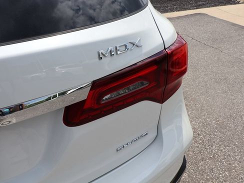 Used 2017 Acura MDX SH-AWD image 34