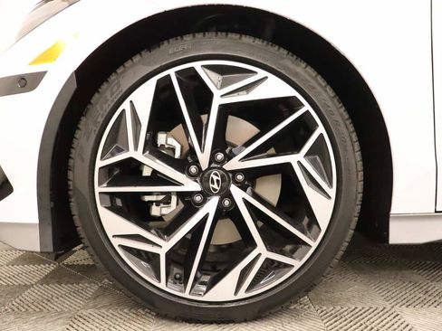 Used 2024 Hyundai Ioniq 6 Limited RWD image 6