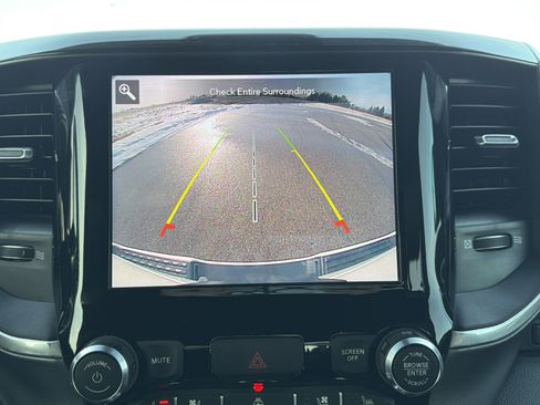 Used 2020 RAM 1500 Laramie image 8