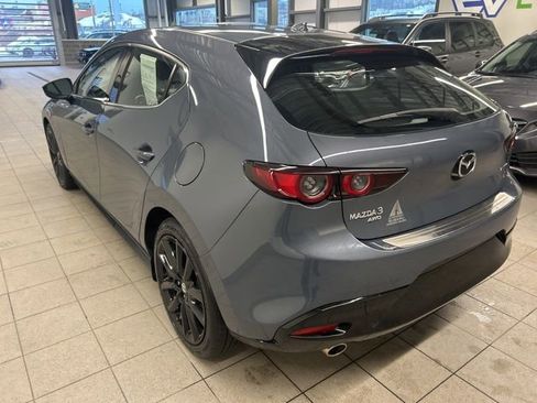 Used 2021 MAZDA MAZDA3 s image 5