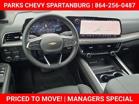 New 2025 Chevrolet Suburban Premier image 16