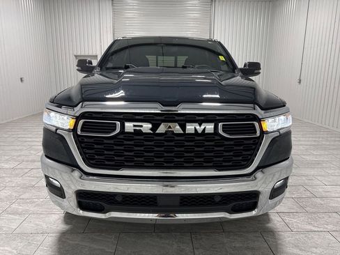 Used 2025 RAM 1500 Lone Star AWD/4WD image 32