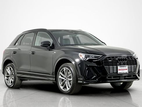 Used 2025 Audi Q3 2.0T Premium image 7