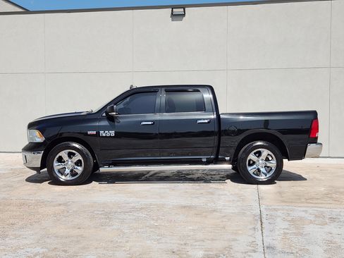 Used 2017 RAM 1500 Big Horn RWD image 4