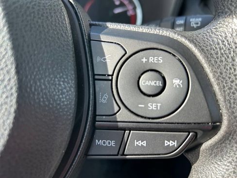 Used 2024 Toyota RAV4 XLE FWD image 19
