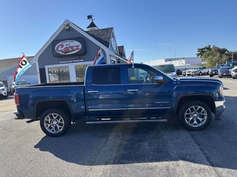 Used 2018 GMC Sierra 1500 SLT w/ SLT Premium Package image 16
