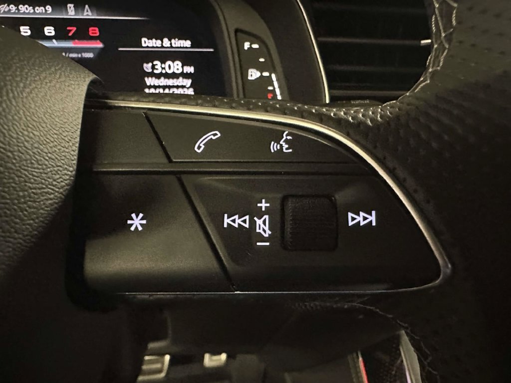 Used 2023 Audi SQ7 Prestige w/ Sport Package AWD/4WD image 31