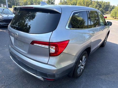 Used 2021 Honda Pilot EX image 5