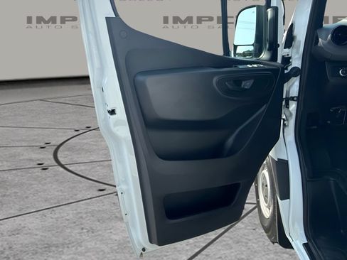 Used 2023 Mercedes-Benz Sprinter 2500 image 14