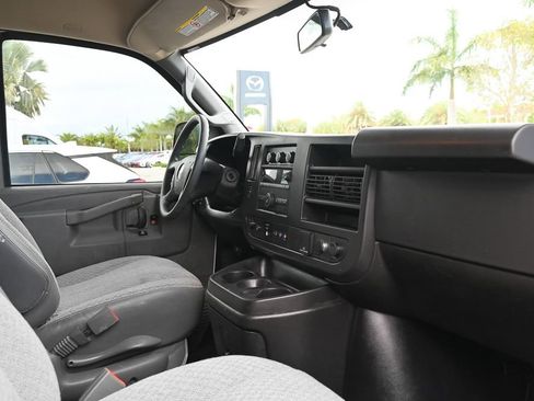 Used 2022 Chevrolet Express 2500 w/ Driver Convenience Package image 17