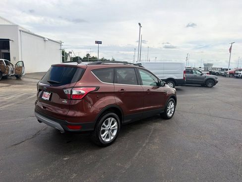 Used 2018 Ford Escape SE w/ SE Sync 3 Package FWD image 8