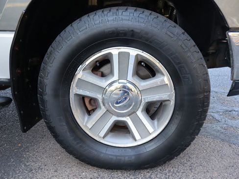 Used 2005 Ford F150 XLT image 42