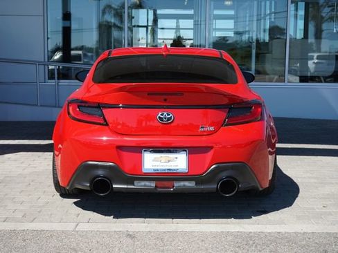 Used 2023 Toyota GR86 Premium image 7