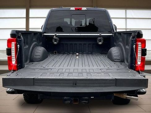 Used 2023 Ford F250 Lariat w/ Sport Appearance Package AWD/4WD image 18