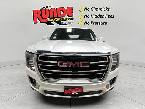 Used 2023 GMC Yukon SLT w/ SLT Luxury Package AWD/4WD image 9