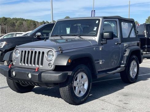 Used 2018 Jeep Wrangler Sport image 27