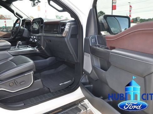 Used 2023 Ford F150 Lariat AWD/4WD image 17