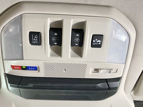 Used 2022 Subaru Ascent Touring image 24