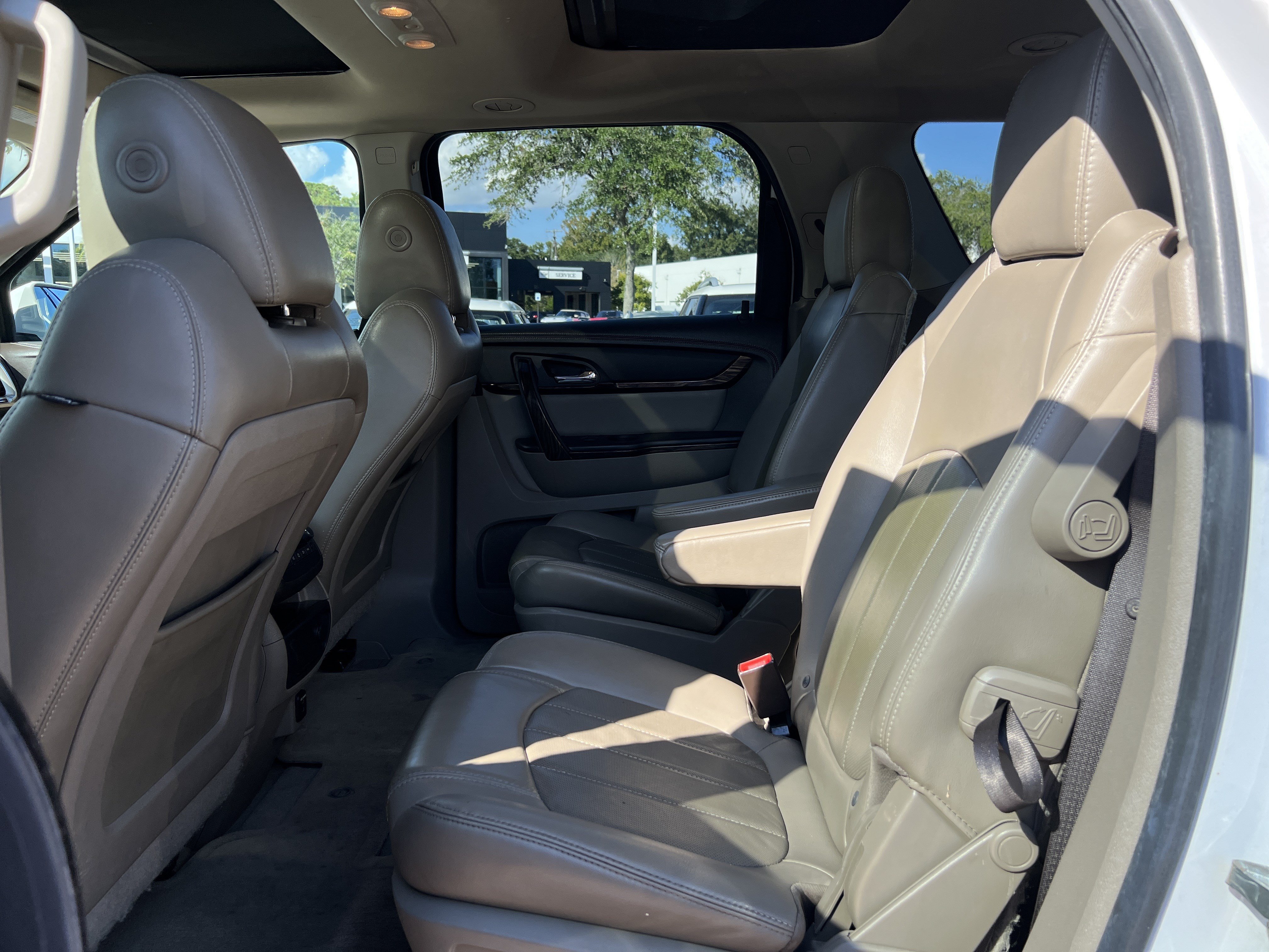 Used 2016 GMC Acadia Denali FWD image 30