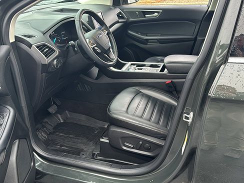 Used 2022 Ford Edge SEL w/ Convenience Package image 12