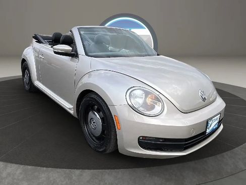 Used 2013 Volkswagen Beetle 2.5 image 41