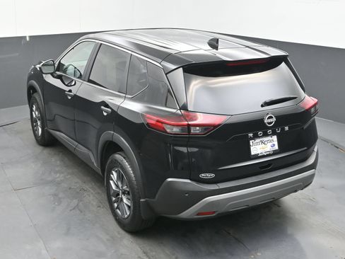 Used 2023 Nissan Rogue S FWD image 34