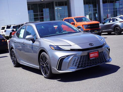New 2026 Toyota Camry XSE FWD image 27
