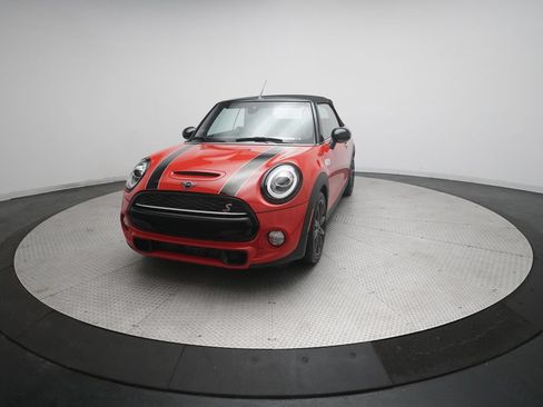Used 2019 MINI Cooper S w/ Premium Package FWD image 12