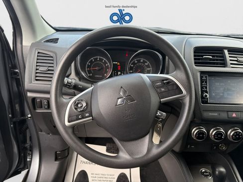 Used 2025 Mitsubishi Outlander Sport AWD image 12