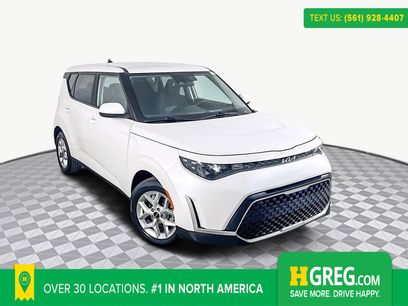 Used 2023 Kia Soul LX w/ LX Technology Package