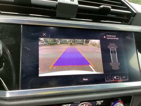 Used 2020 Audi Q3 2.0T Premium w/ Convenience Package image 14