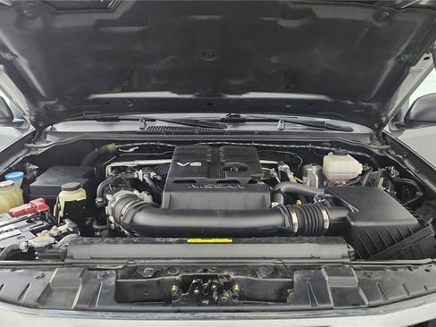 Used 2021 Nissan Frontier SV image 35